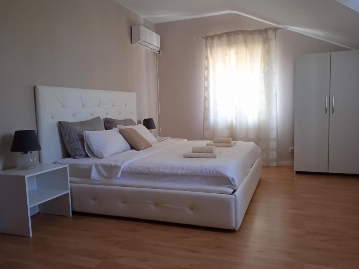 Home Away From Home Skopje Luaran gambar
