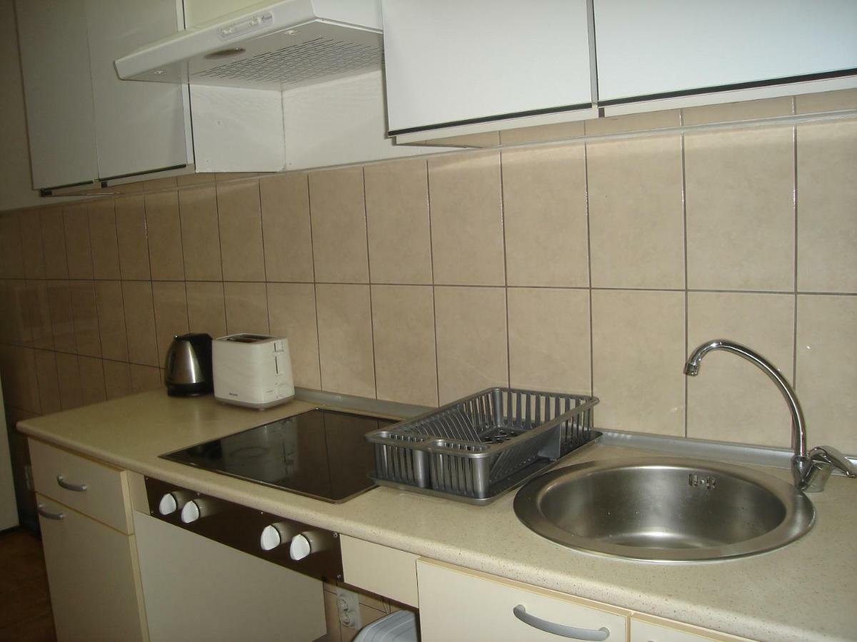 Home Away From Home Skopje Luaran gambar